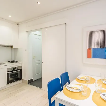 - Large - Easy Sleep 부다페스트