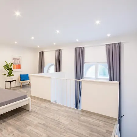 - Large - Easy Sleep 부다페스트