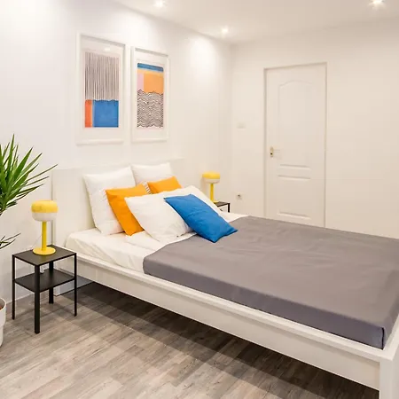 - Large - Easy Sleep شقة بودابست