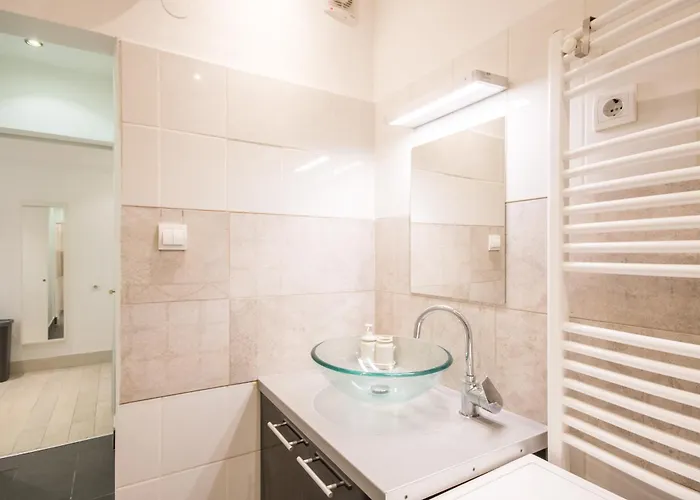 - Large - Easy Sleep Apartament